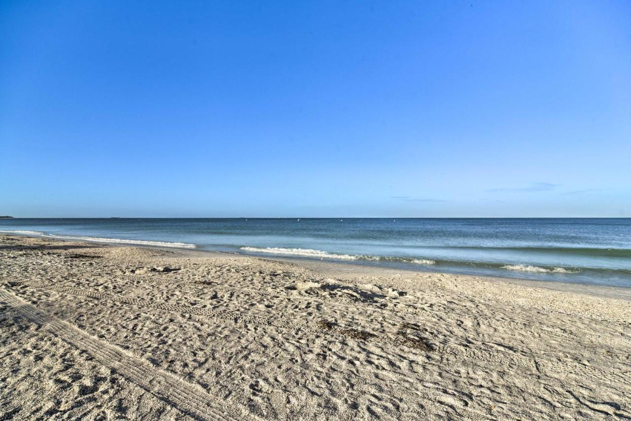 Idyllic Pass-A-Grille Studio - Walk To The Beach! St. Pete Beach Exterior photo