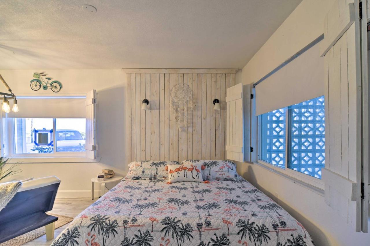 Idyllic Pass-A-Grille Studio - Walk To The Beach! St. Pete Beach Exterior photo